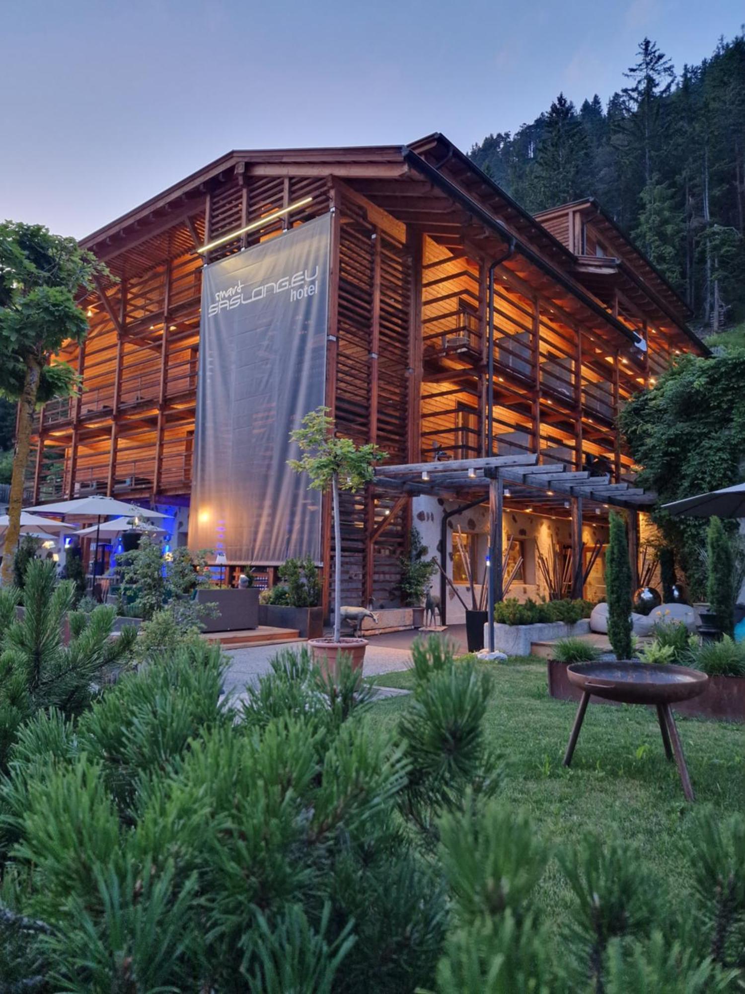 Smart Hotel Saslong Santa Cristina Val Gardena Екстер'єр фото