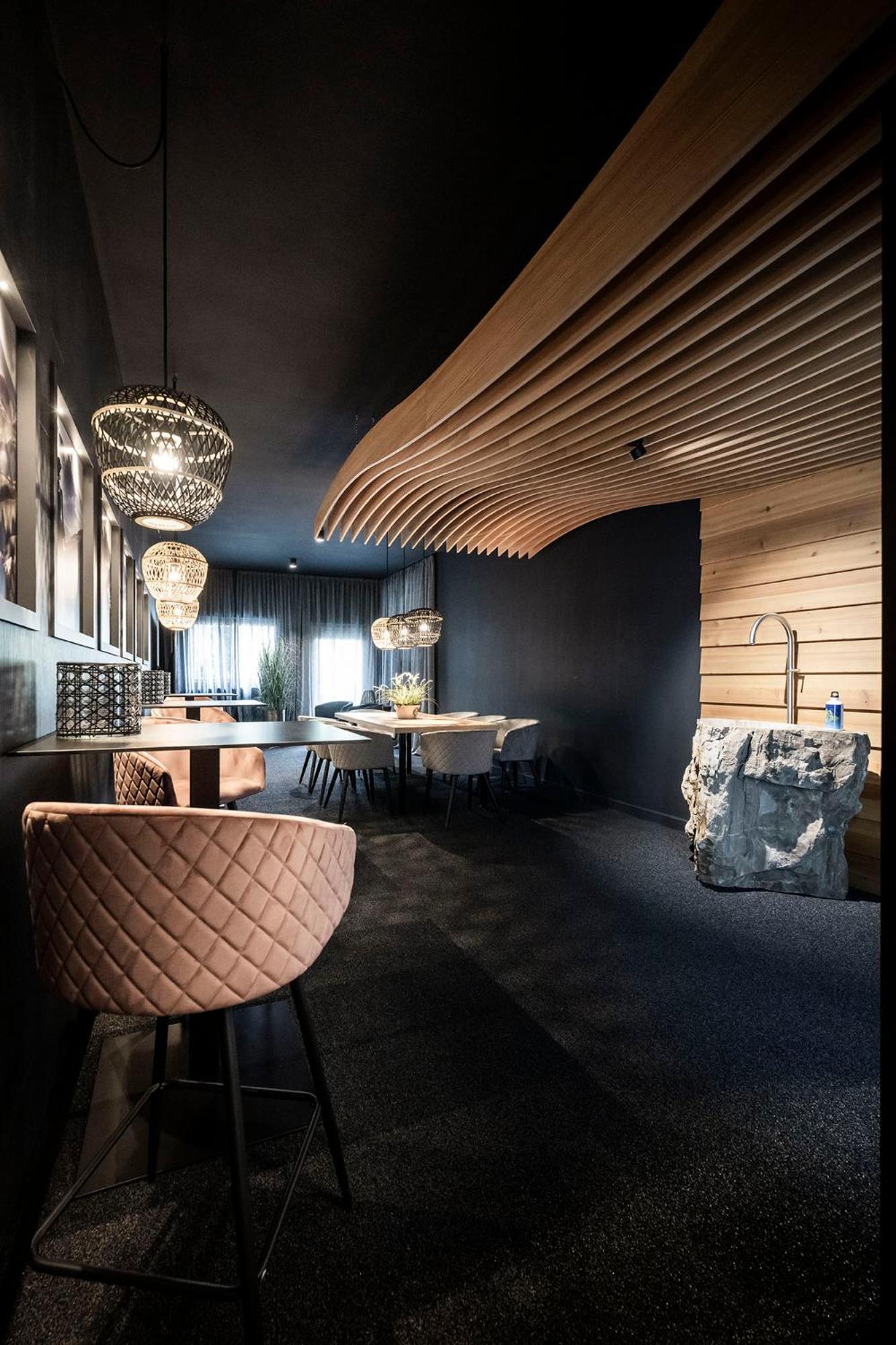 Smart Hotel Saslong Santa Cristina Val Gardena Екстер'єр фото